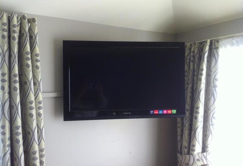 Courtesy Court Motel