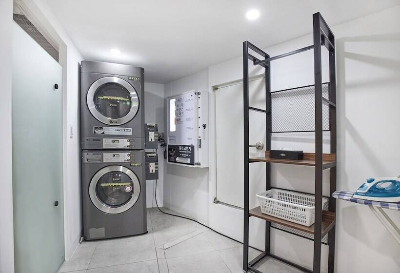 Creto Hotel Myeongdong