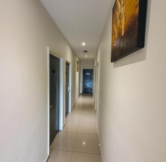 De Uptown Hotel @ Ss2