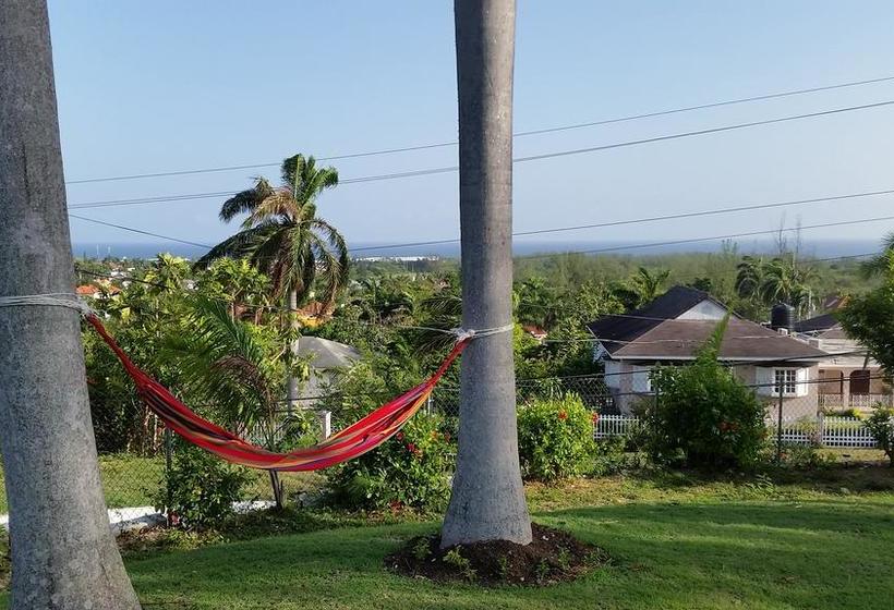 هتل A Piece Of Paradise Montego Bay