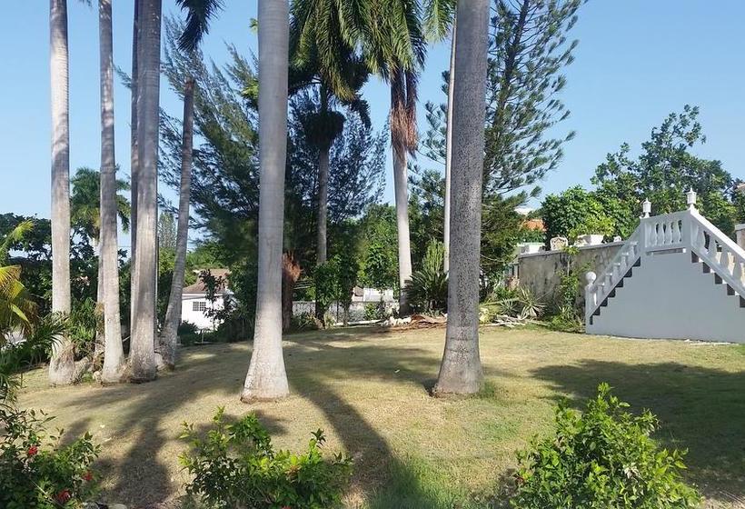 هتل A Piece Of Paradise Montego Bay