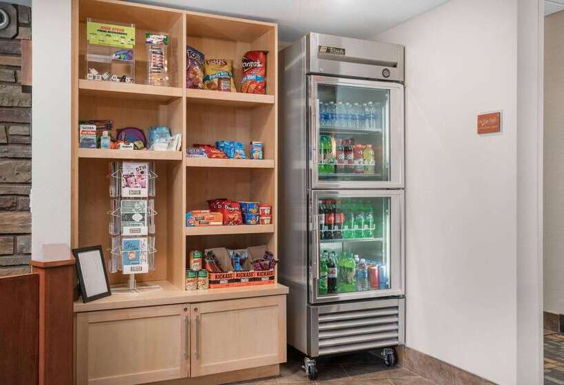 בית מלון כפרי Americinn By Wyndham Hartford Sd