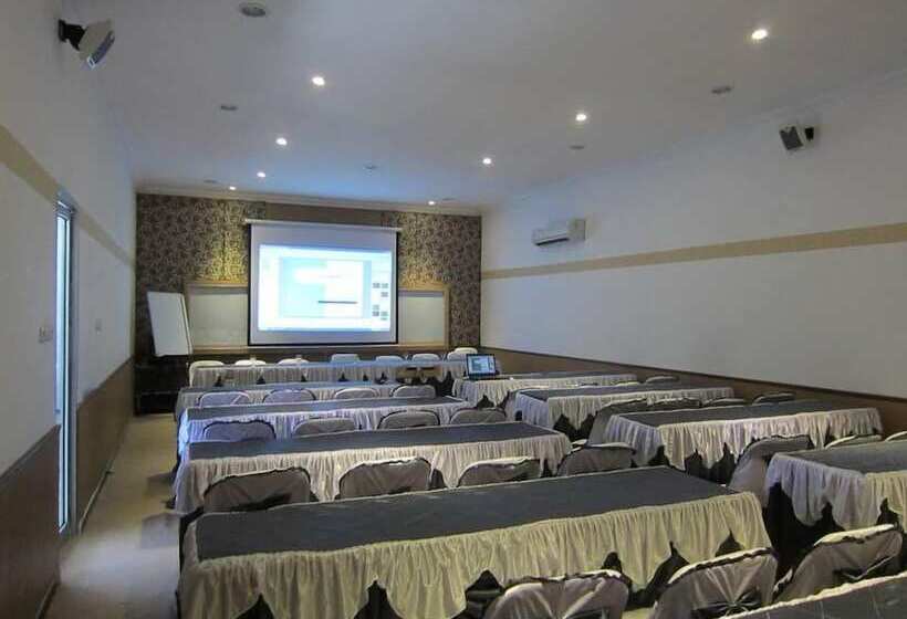 Отель Banjar Permai