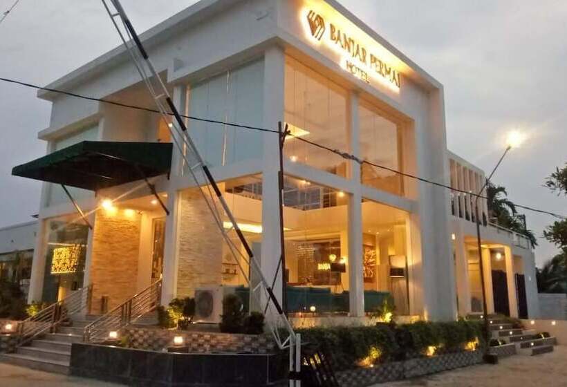 Отель Banjar Permai