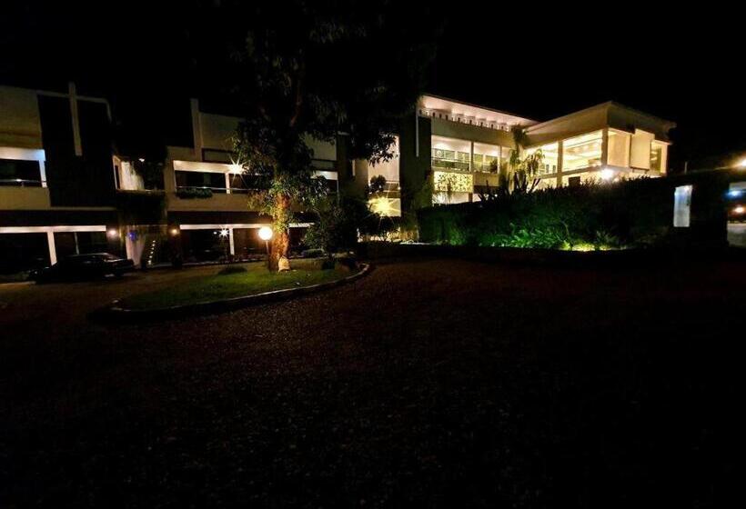 هتل Banjar Permai