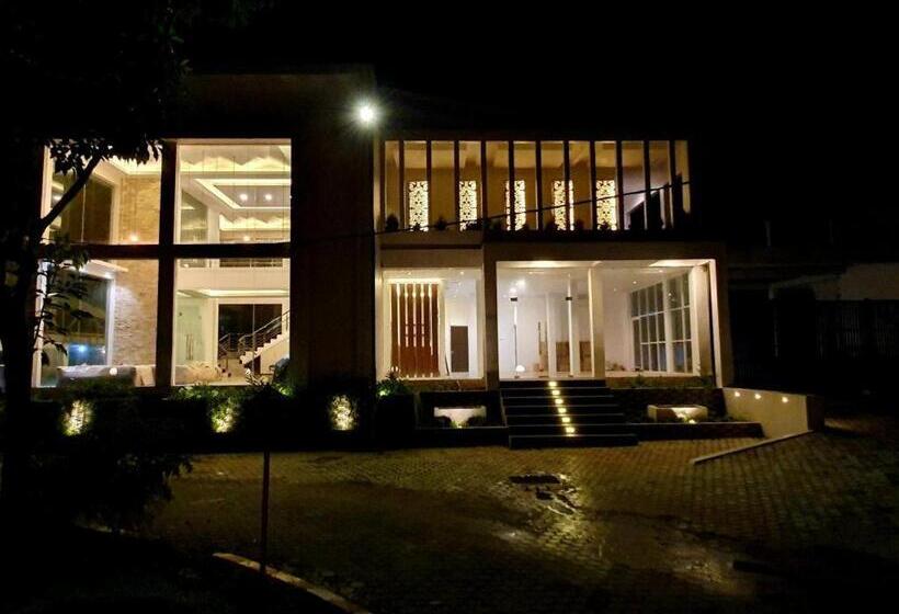 Отель Banjar Permai