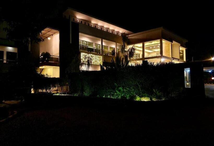 Отель Banjar Permai