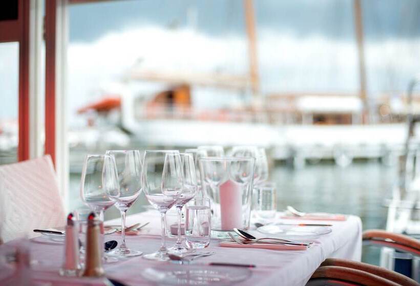 בית מלון כפרי Bryggan Fjallbacka