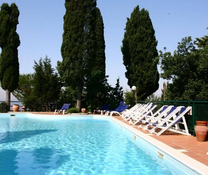 בית מלון כפרי Camping Village Panoramico Fiesole