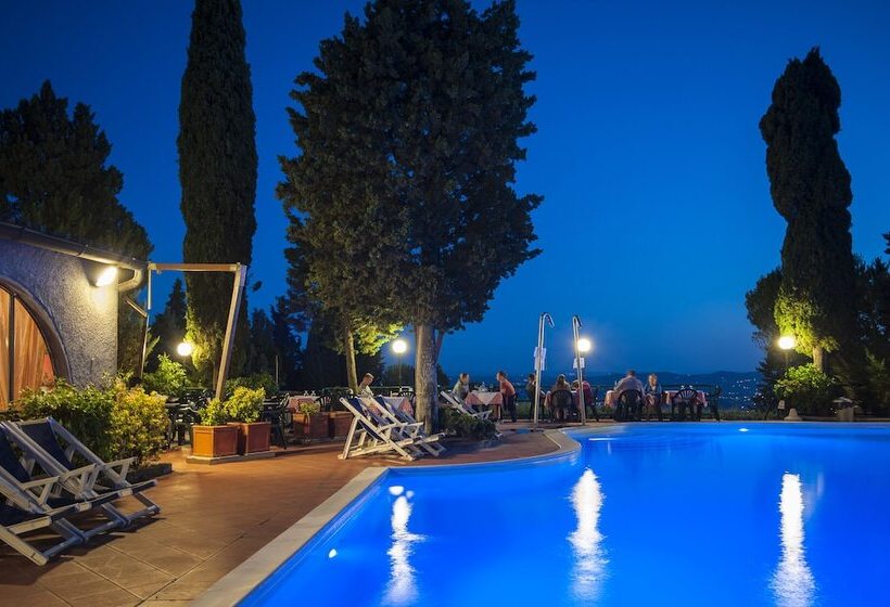 בית מלון כפרי Camping Village Panoramico Fiesole