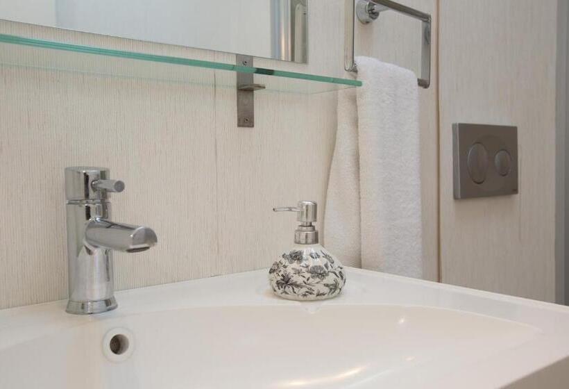 酒店 Dedeminn Marina