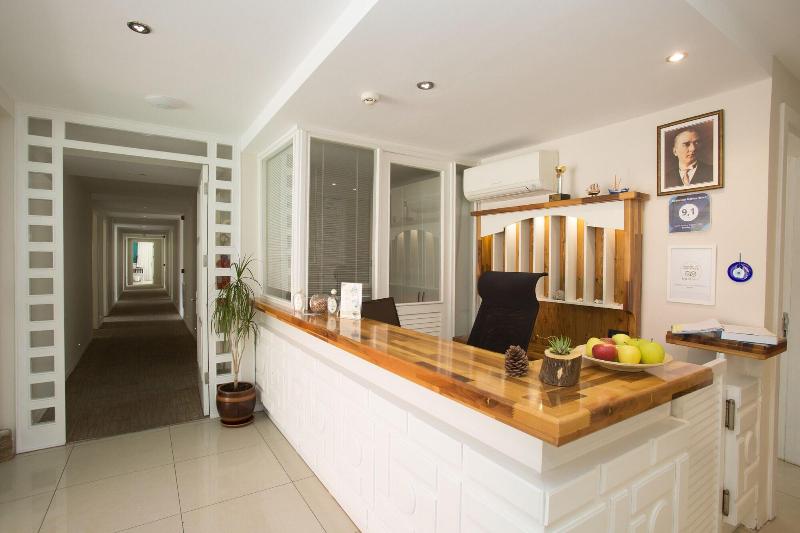 酒店 Dedeminn Marina