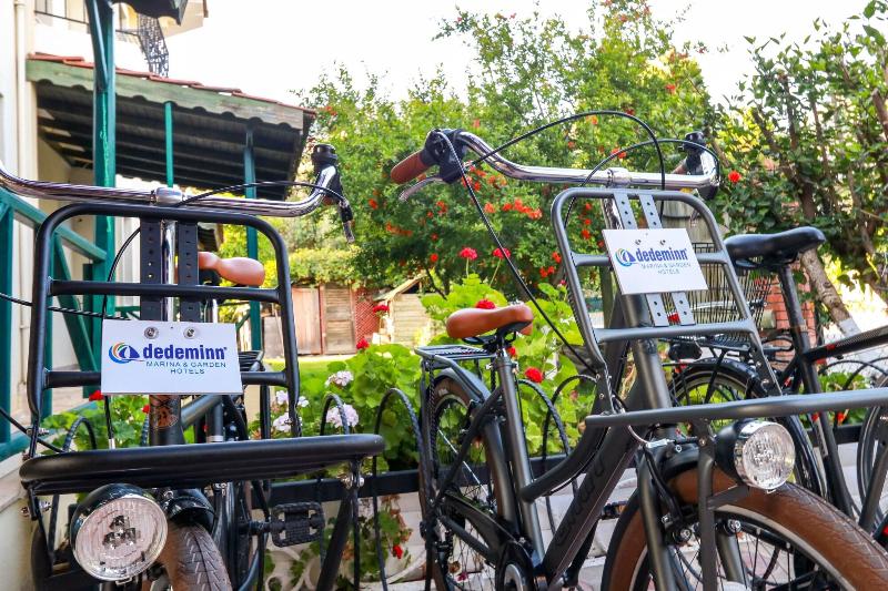 酒店 Dedeminn Marina