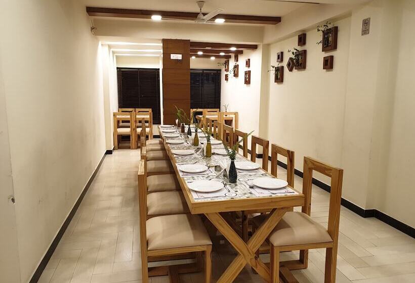 בית מלון כפרי Devlok Primal