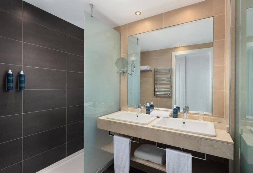 هتل Four Points by Sheraton Costa Blanca Resort