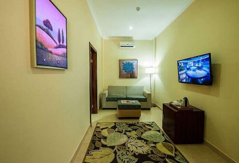 فندق Golden Bean