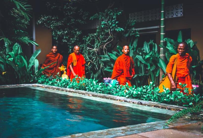 هتل Eocambo Village