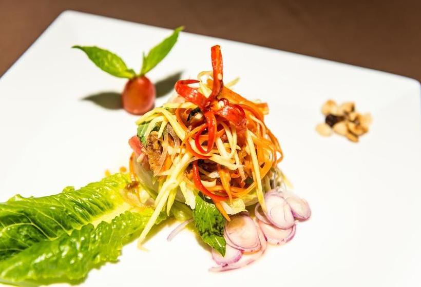 هتل Eocambo Village