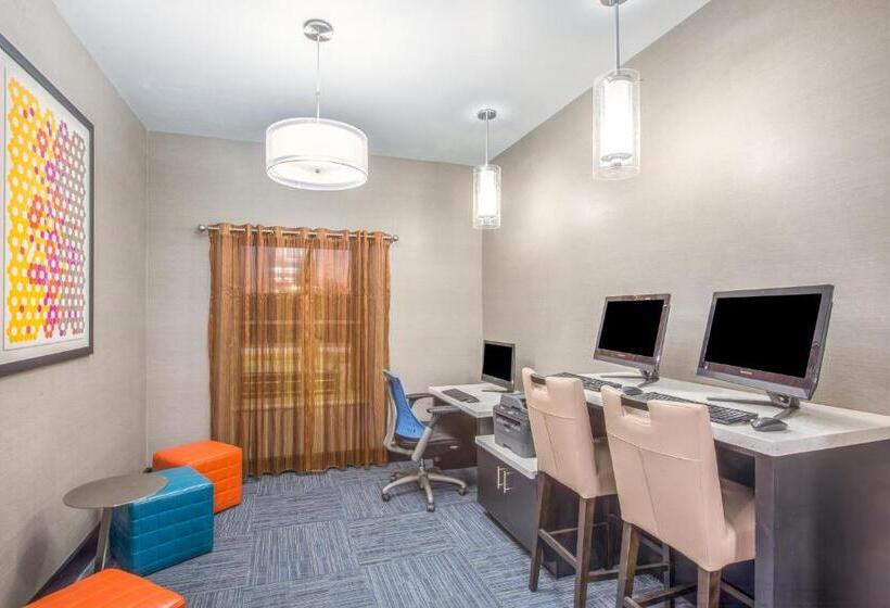 فندق Holiday Inn Express Shawnee, An Ihg