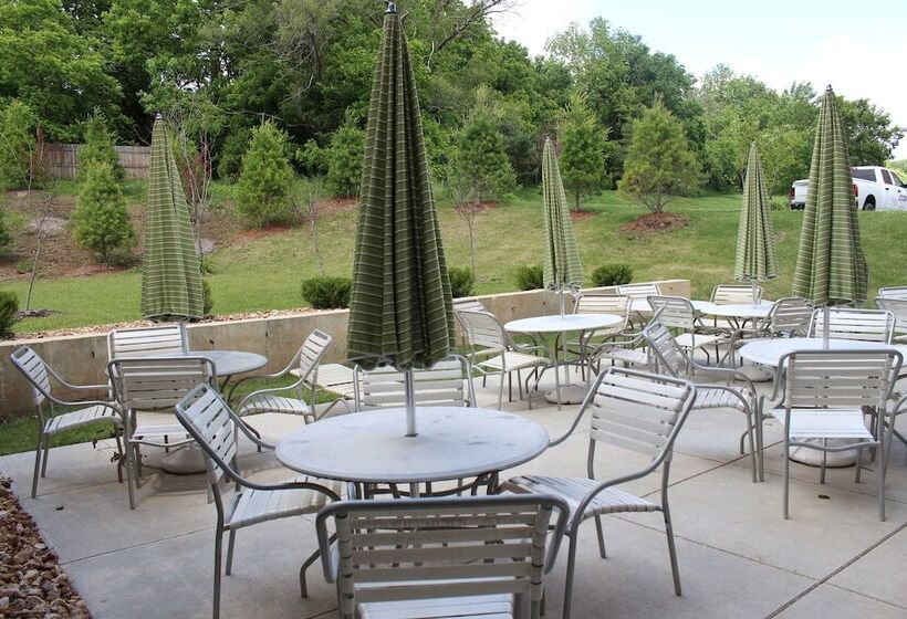 فندق Holiday Inn Express Shawnee, An Ihg