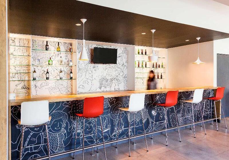 Отель Ibis Mexico Alameda