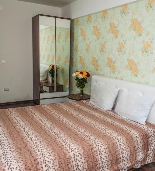 فندق Irkutsk Hostel On Baykalskaya