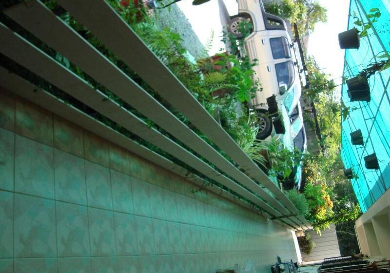 فندق Kech Kewalin House