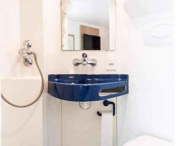 Brit Hotel Rouen Nord   Barentin