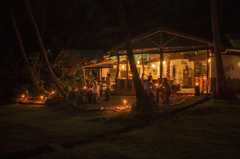 בית מלון כפרי La Leona Eco Lodge