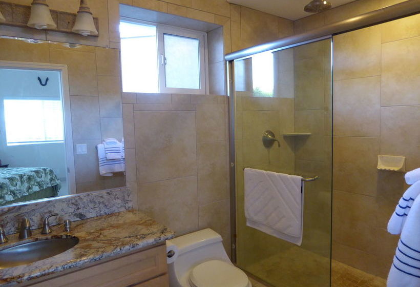 בית מלון כפרי Lai Nani Resort