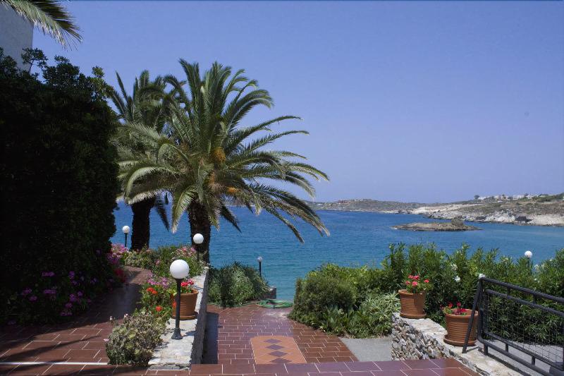 בית מלון כפרי Lena Beach