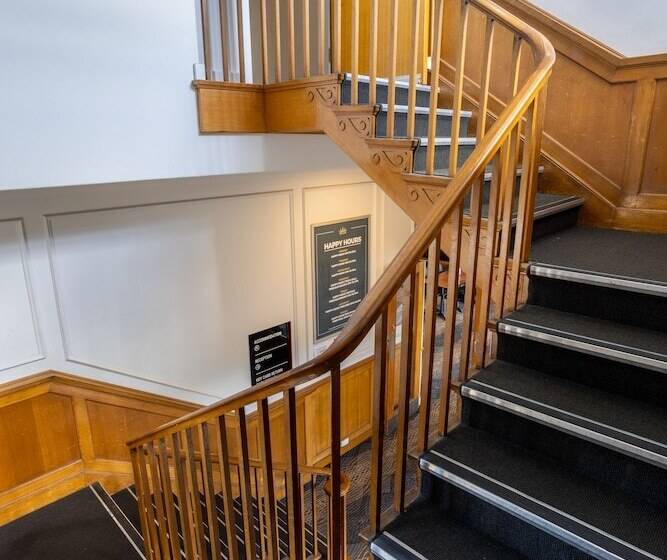 호텔 Nightcap At Rose & Crown