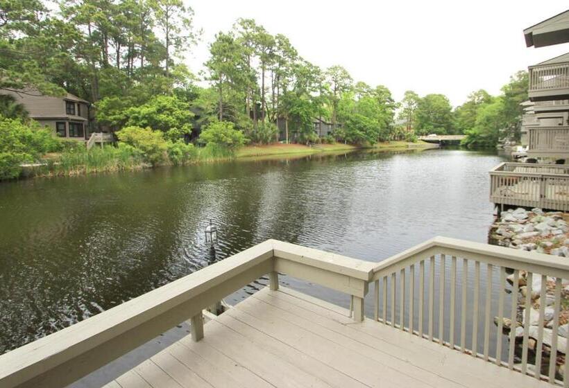 호텔 Ocean Cove 824