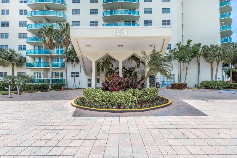 فندق Sunny Isles Ocean Reserve Condo Apartments