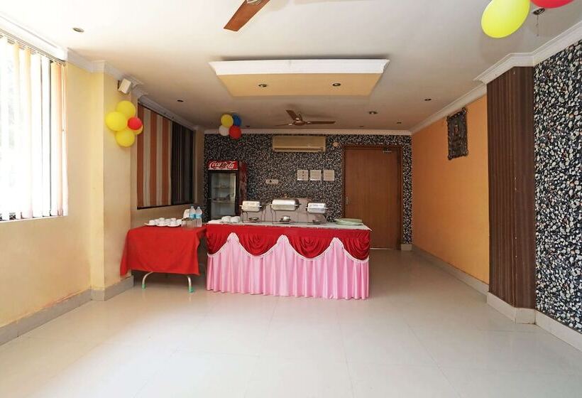 فندق Oyo Rooms Nayapalli