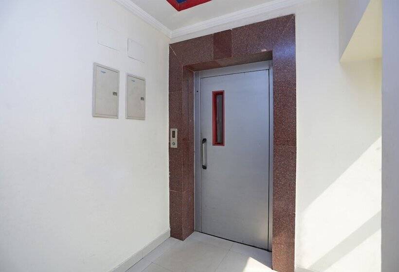 فندق Oyo Rooms Nayapalli