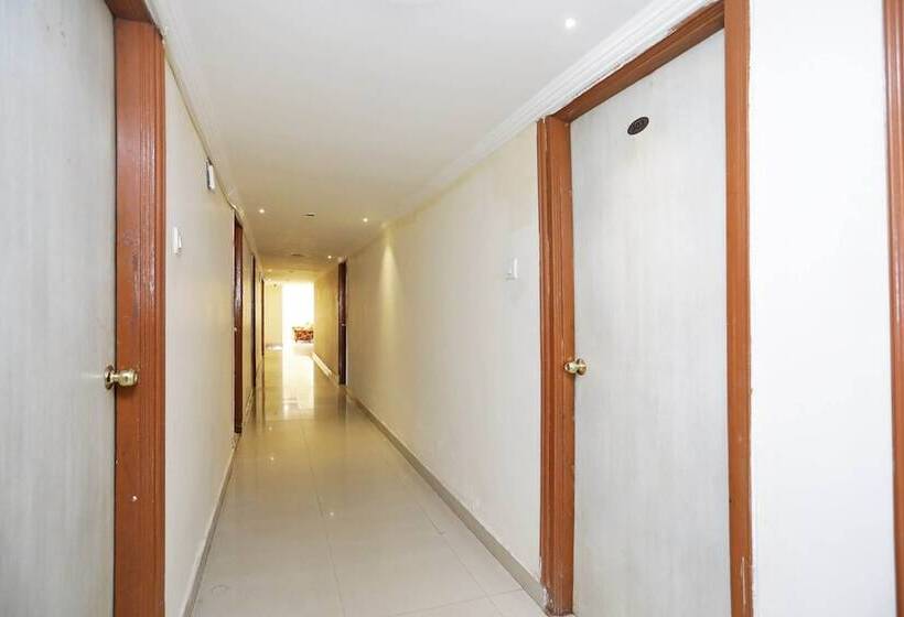 فندق Oyo Rooms Nayapalli