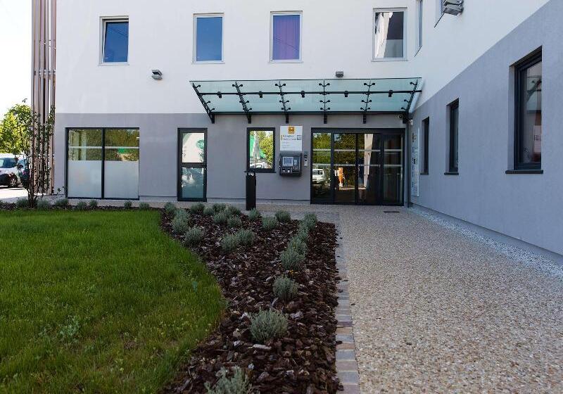 בית מלון כפרי Premiere Classe Chartres Sud  Barjouville