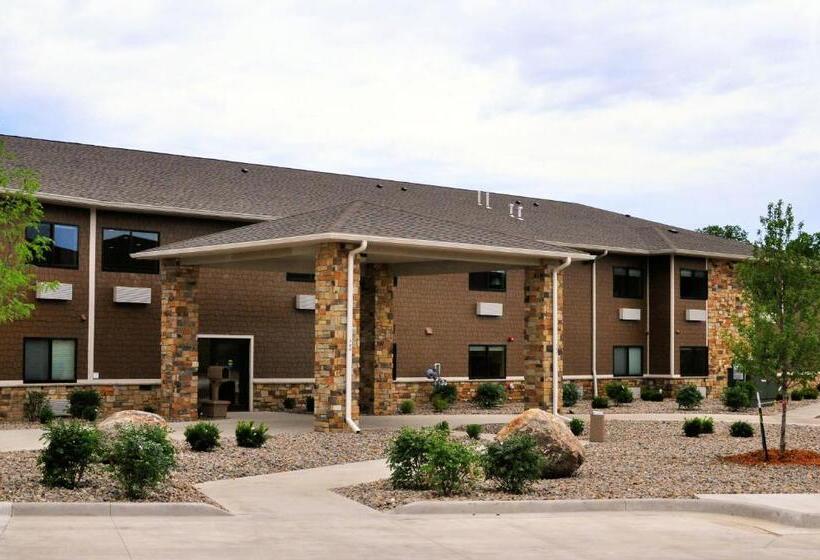 Qube Hotel Polk City