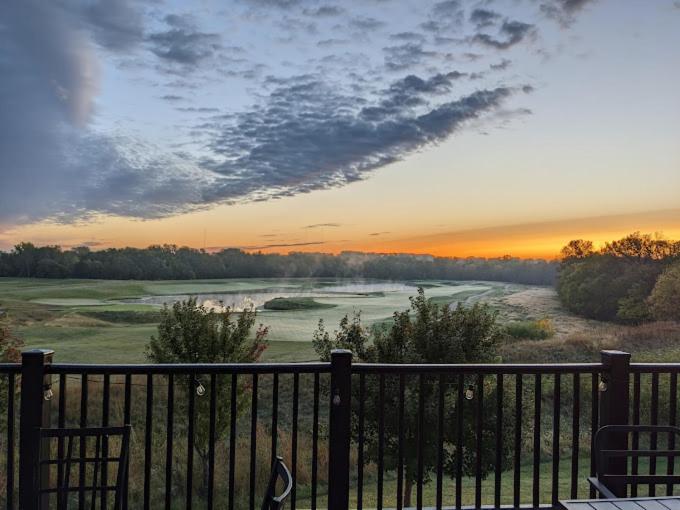 Qube Hotel Polk City