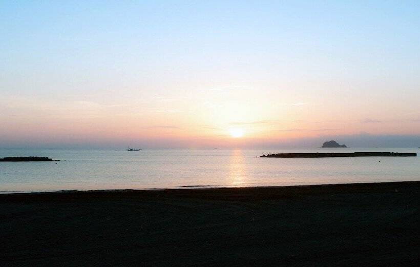 בית מלון כפרי Ravie Kawaryo