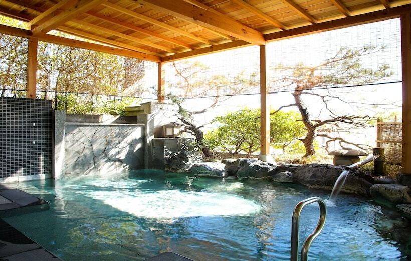 ホテル Ravie Kawaryo