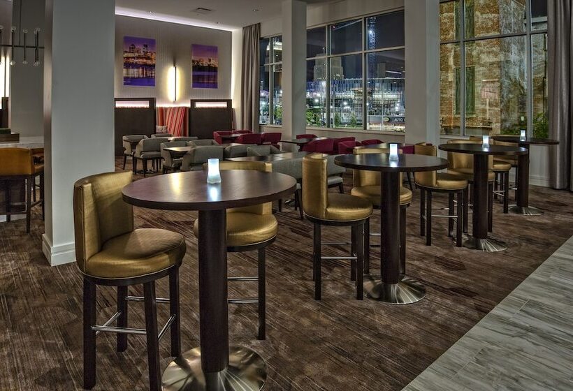 فندق Residence Inn By Marriott Kansas City Downtown/convention Center