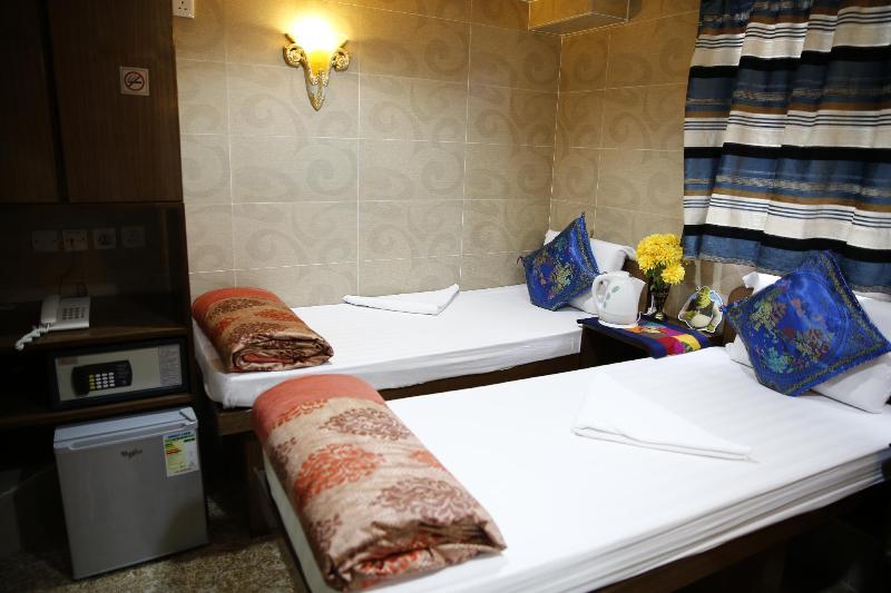 هتل Sandhu Guest House