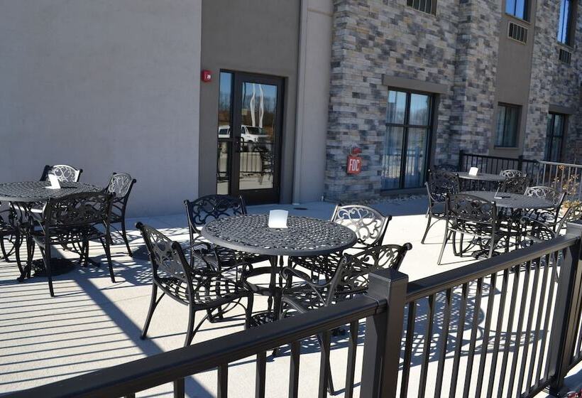 فندق Sleep Inn & Suites Belmont   St. Clairsville