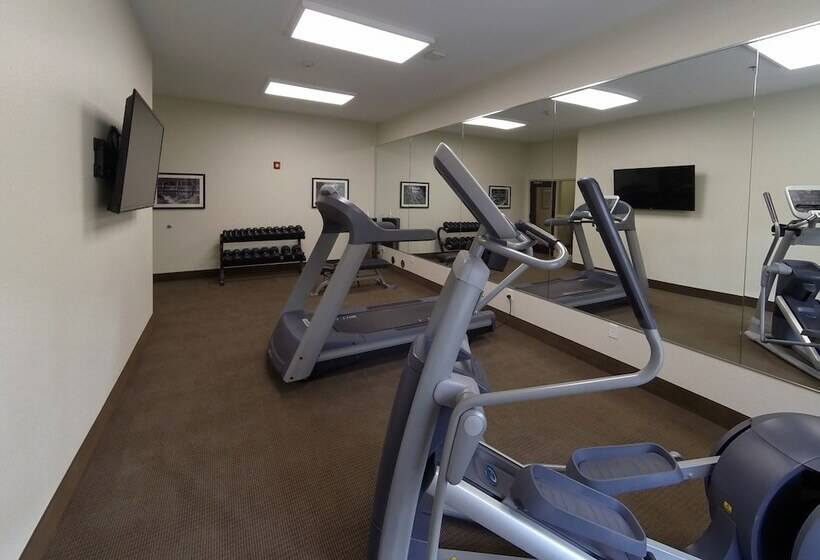 فندق Sleep Inn & Suites Belmont   St. Clairsville