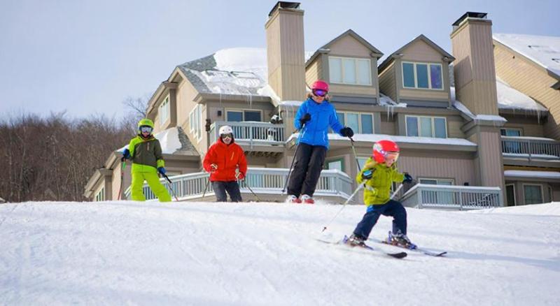 ホテル Okemo Mountain Condo