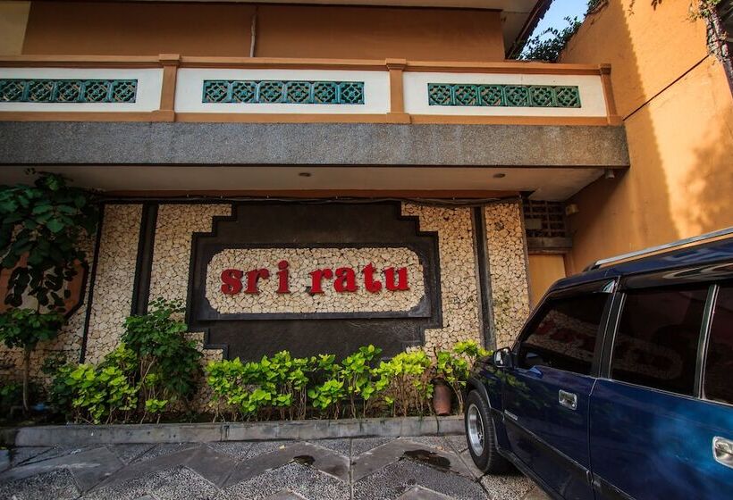 酒店 Sri Ratu