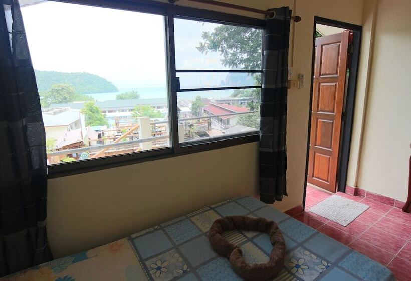 Отель Tara Inn At The Rock