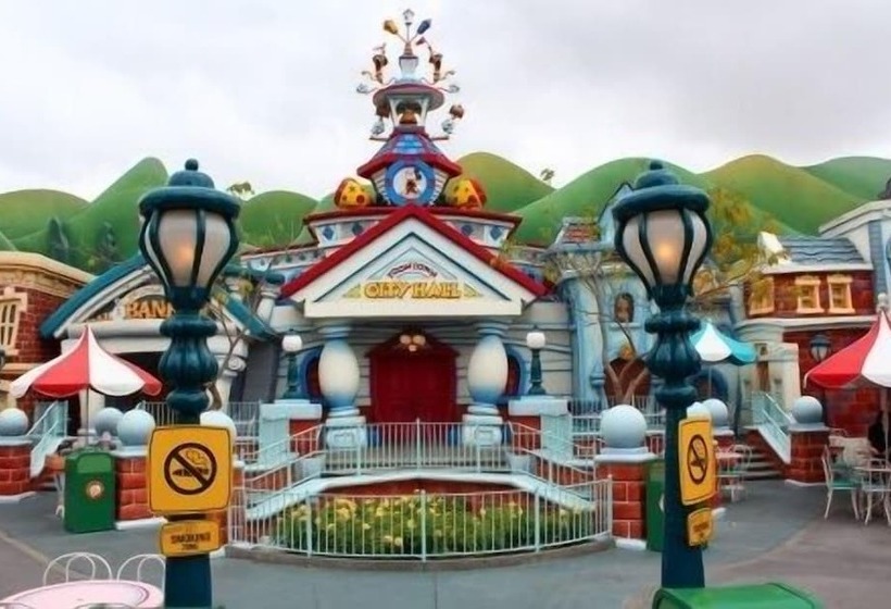 هتل Temple Street